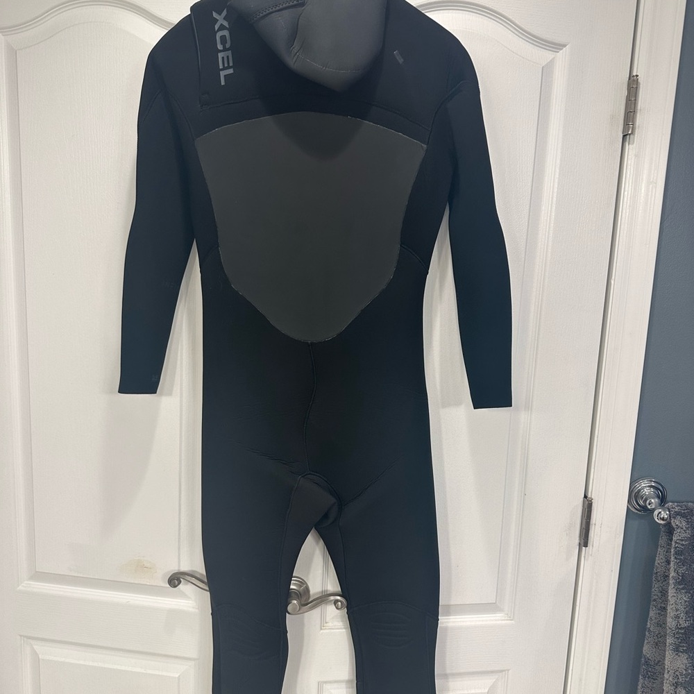 XCEL Men's Black Wetsuit